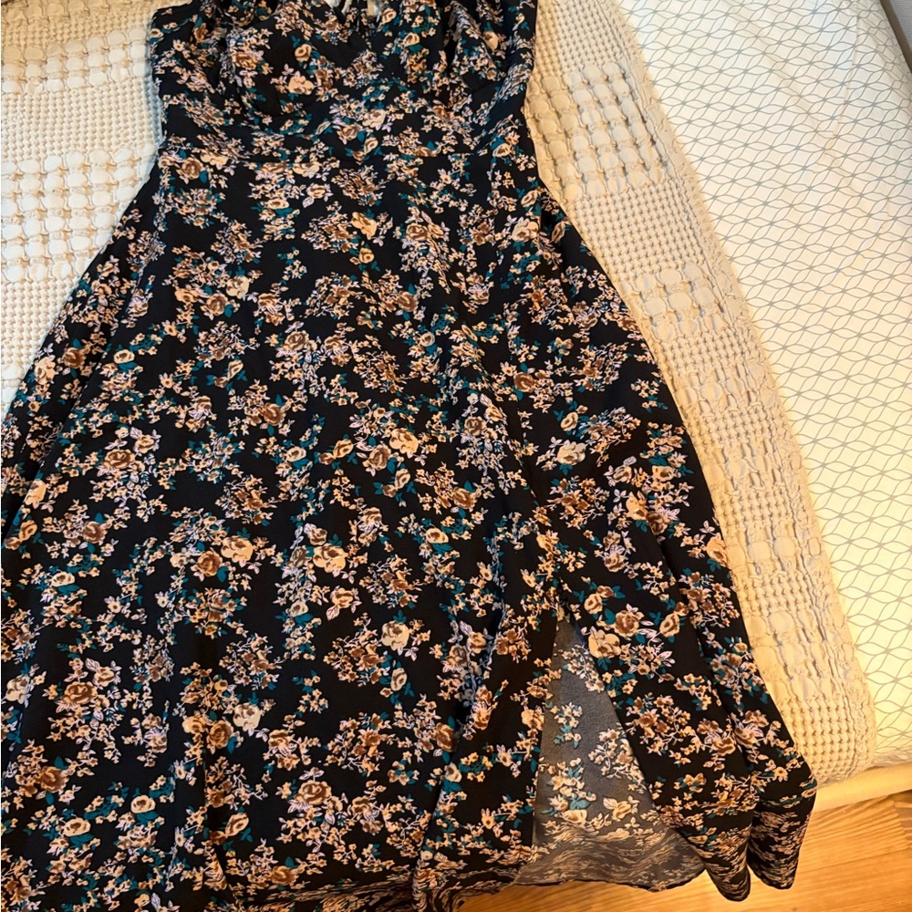 SHEIN Black Floral Midi Dress